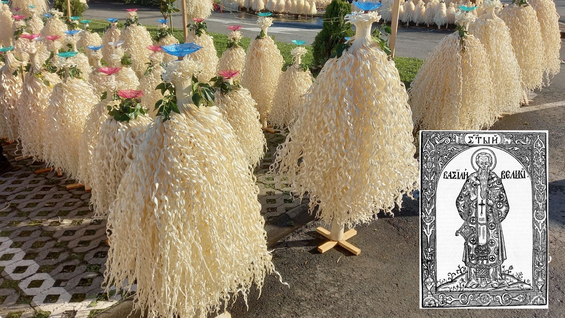 Det traditionelle georgiske juletræ, chichilaki, ser en smule anderledes ud end vores traditionelle danske juletræ. Kirkefaderen Basileios den Store ses i højre hjørne. Georgierne mener, at de små juletræer ligner hans skæg. Foto: Helen Owl